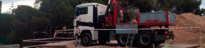 ¿Por qué elegir a Grúas El Campello para alquilar un camión grúa?
