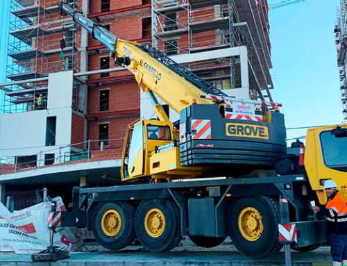 Tu servicio de alquiler de grúas móviles telescópicas y camiones grúa autocargantes en Alicante