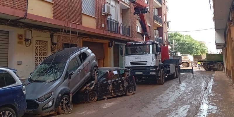 Grúas El Campello en varias zonas de Valencia afectadas por la dana