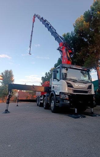 Fassi F1450 HXP Techno: La grúa articulada de alta potencia que redefine la elevación